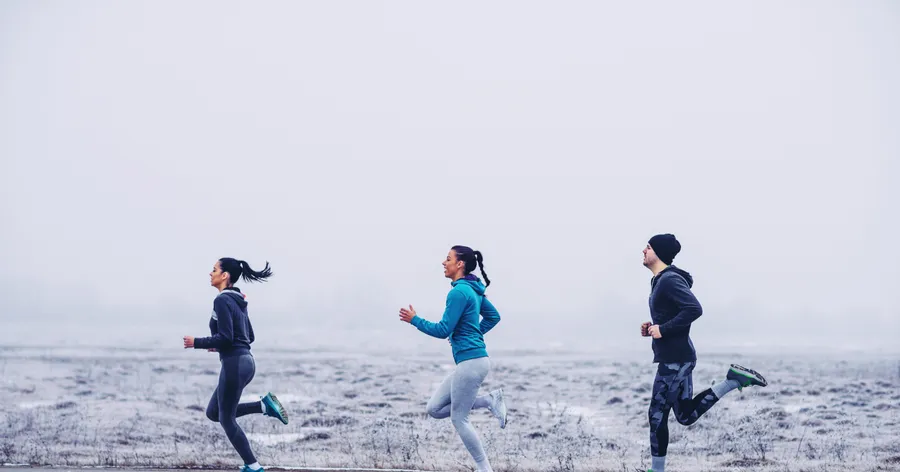 Winter Warriors: Essential Tips and Gear for Running in Cold Weather