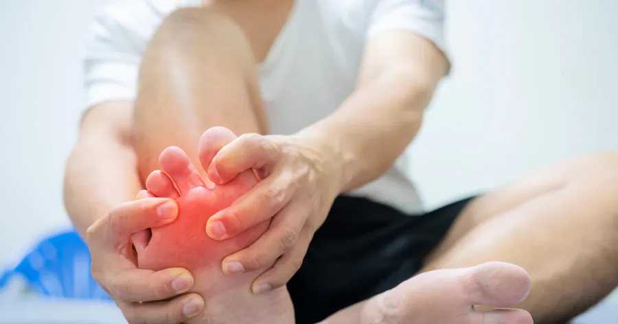 Understanding the Gout Attack: A Deep Dive into its Symptoms and Triggers